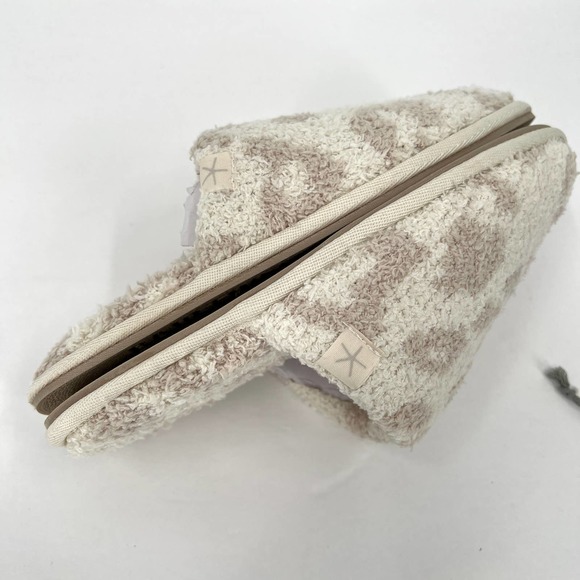 BAREFOOT DREAMS CozyChic Barefoot In the Wild Slipper Cream Stone Small NWT - Picture 7 of 10